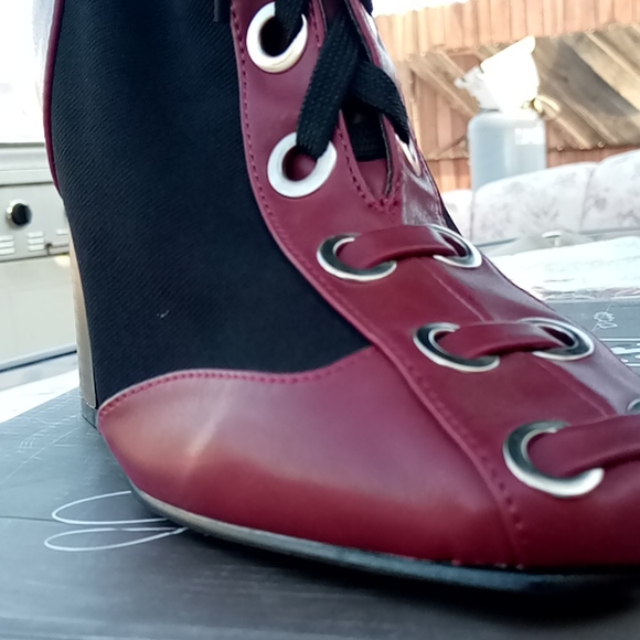 🎉🎉SALE GOING ON🎉🎉 GLAMOUR CHIC SHOES - Picture 7 of 7